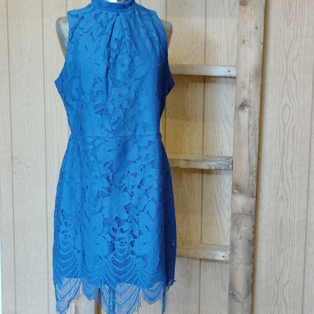 Love Fire Lace Shift Dress Navy  Sleeveless High Choker Neck Scalloped Hem Lined